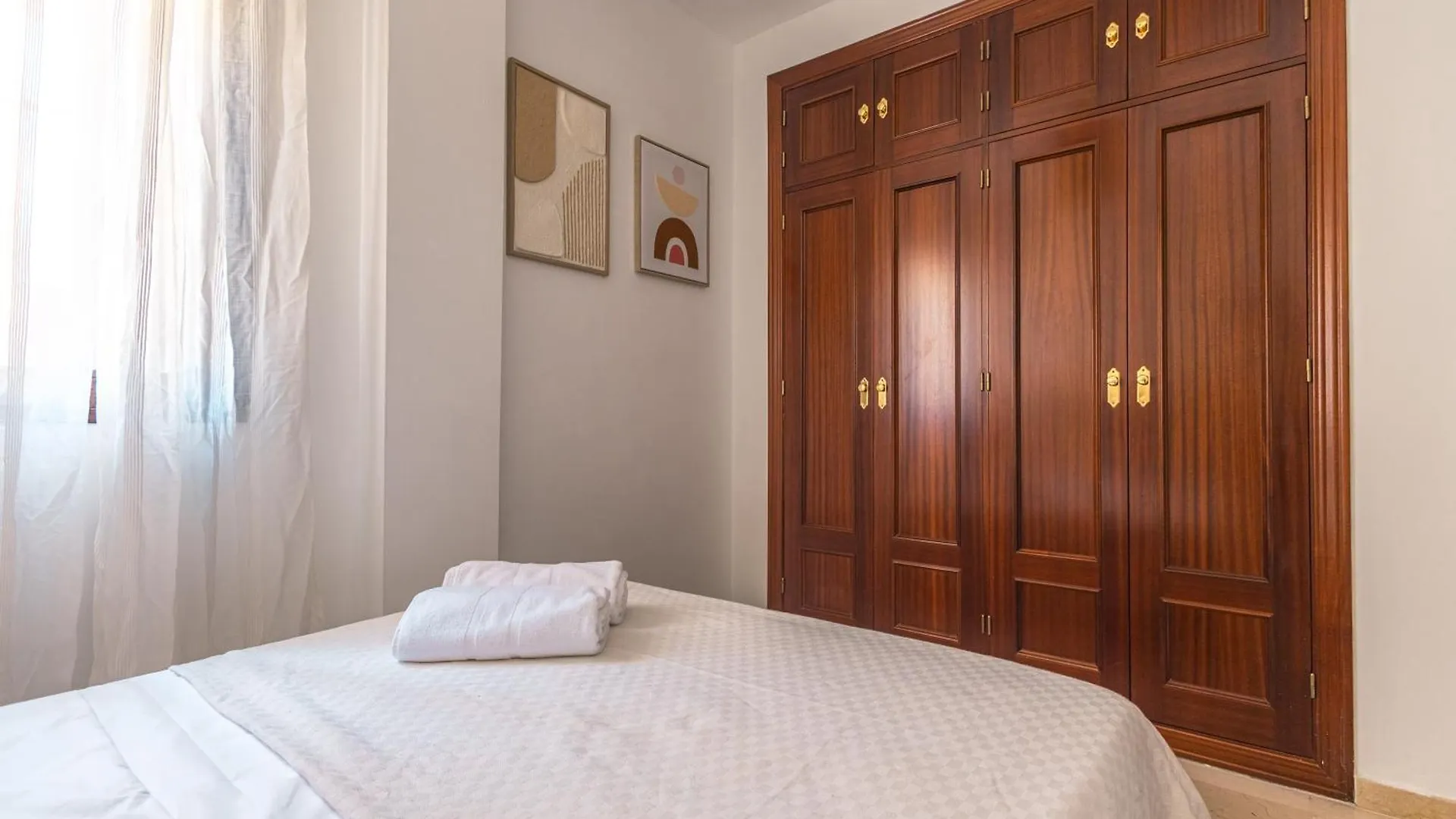 דירה סביליה Grande Apartamento Familiar