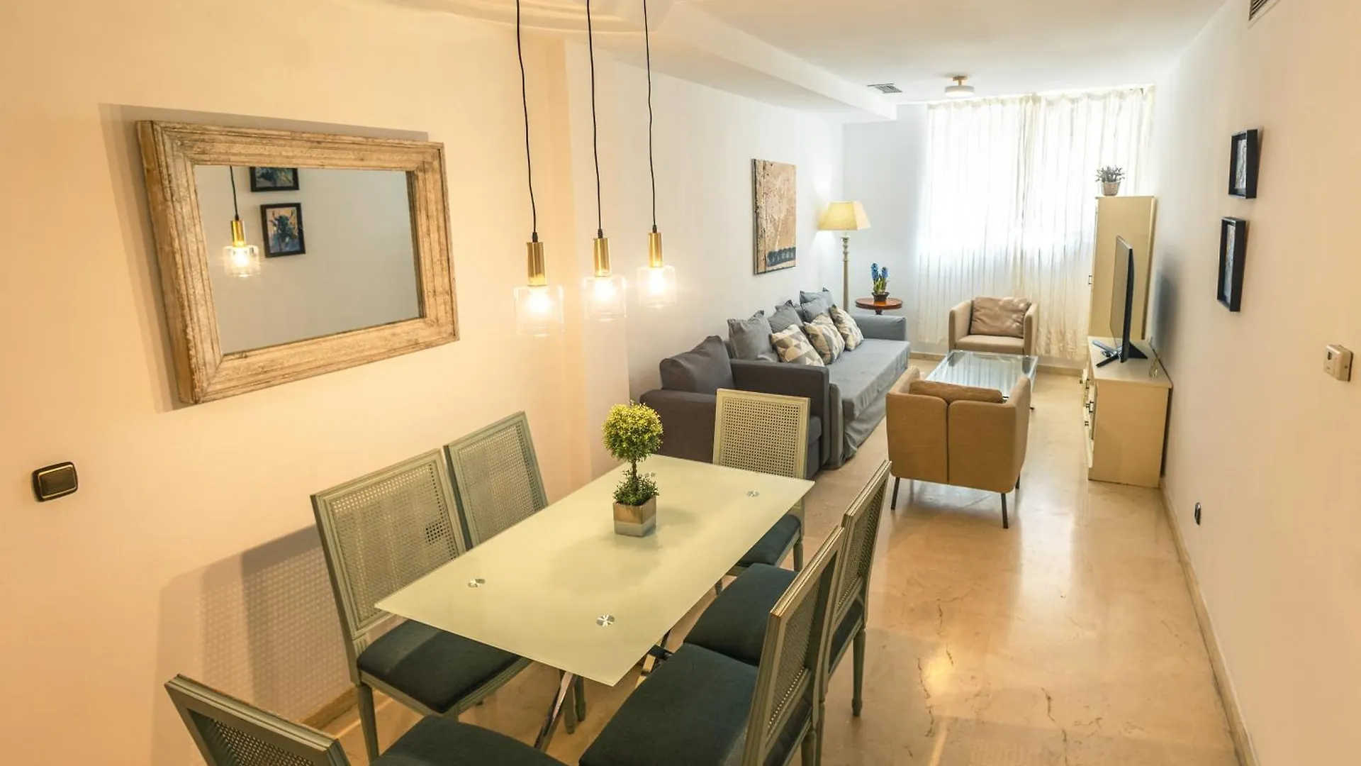 סביליה Grande Apartamento Familiar 0*,  ספרד