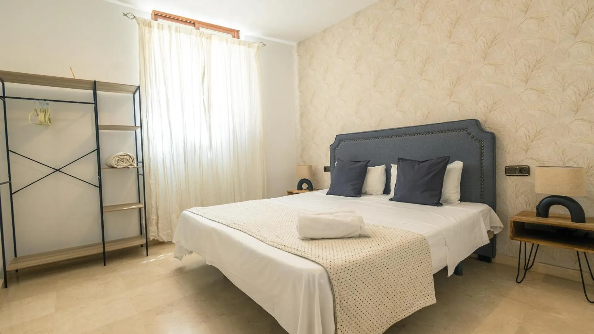 דירה סביליה Grande Apartamento Familiar